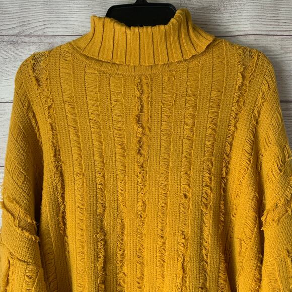 Gilli Yellow Turtleneck Sweater with Cuffed Long Sleeves High Low Size Medium - Picture 2 of 16
